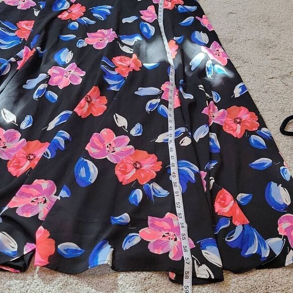 Torrid Floral Print Georgette High Neck Maxi Dress Size 22. - Picture 8 of 11